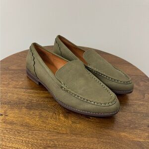 Lucky Brand Edrica Olive Green Loafers Sz 7